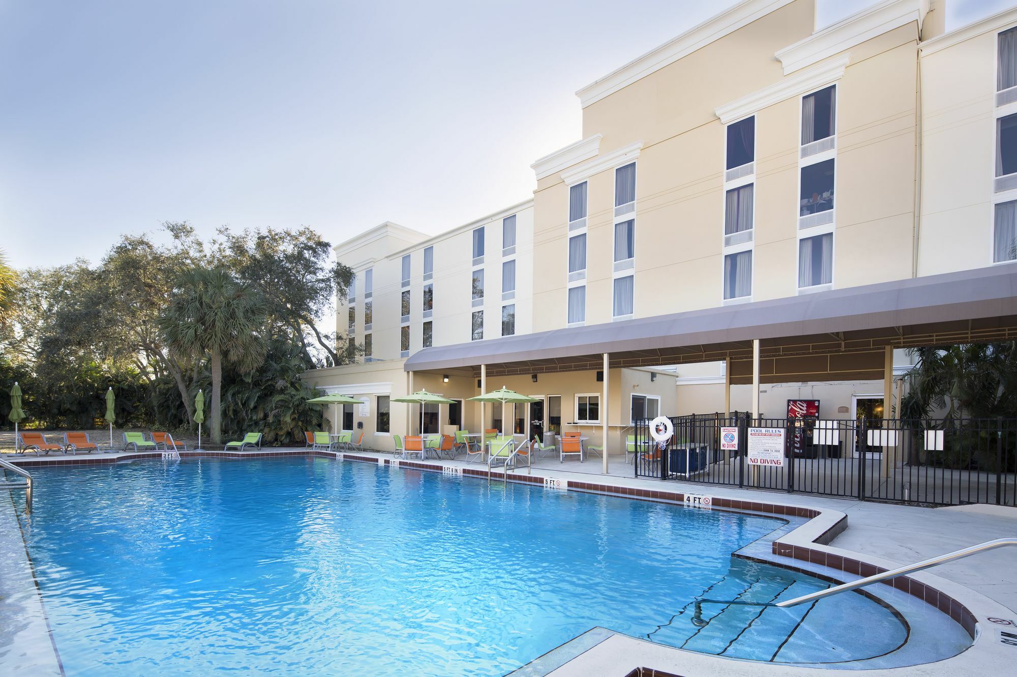 Holiday Inn Melbourne-Viera Conference Ctr By Ihg Bagian luar foto